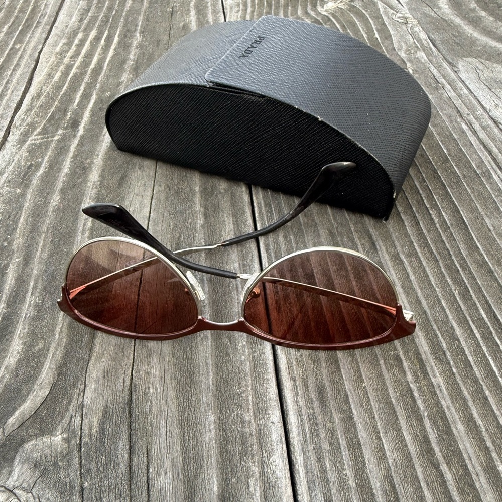 Prada Sunglasses With Brand New Lenses - Picture 5 of 7
